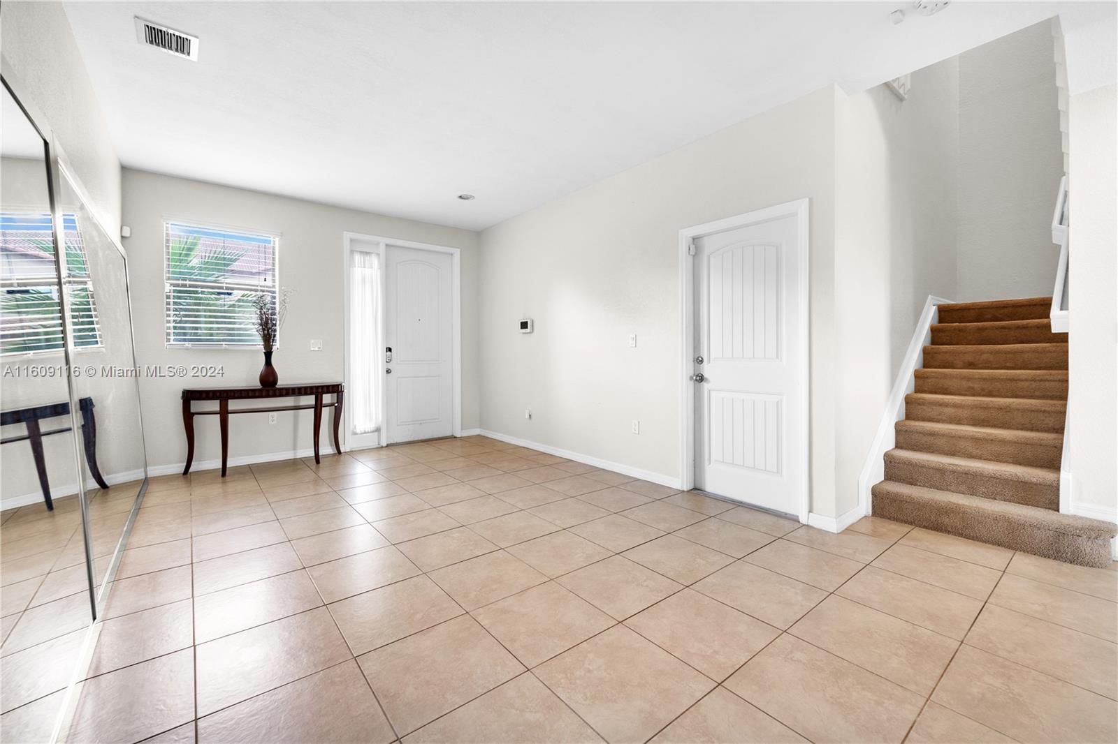 541 NE 33rd Ter # 541