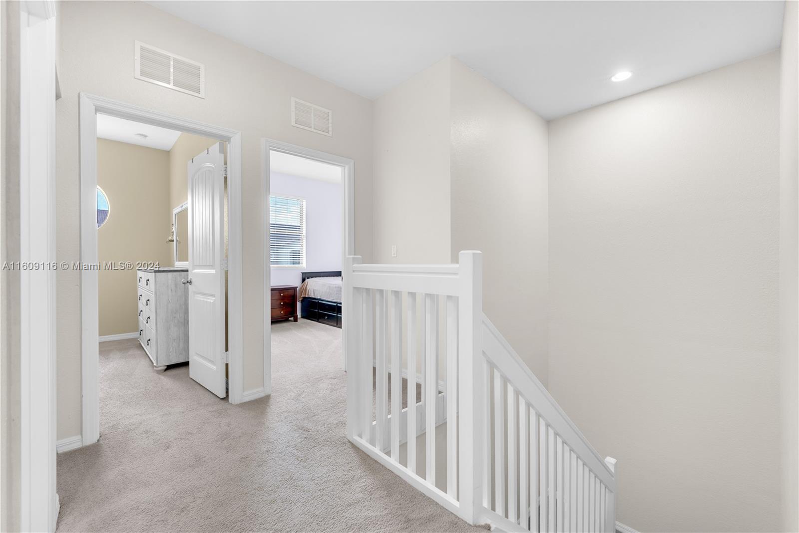 541 NE 33rd Ter # 541