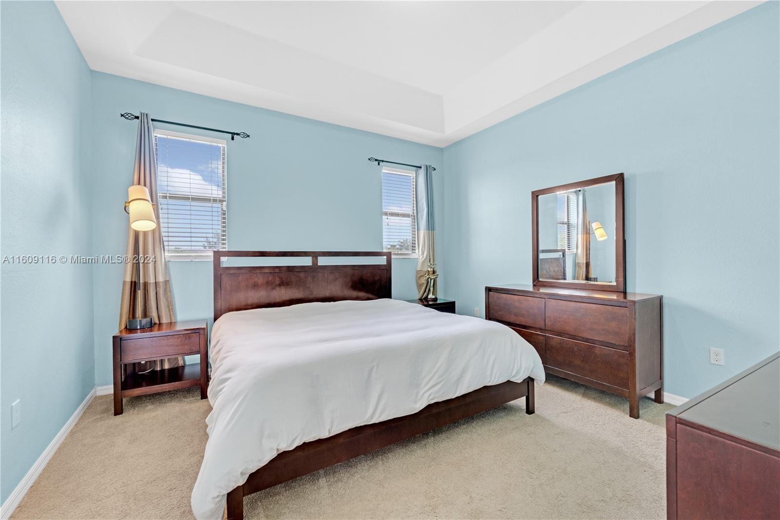 541 NE 33rd Ter # 541
