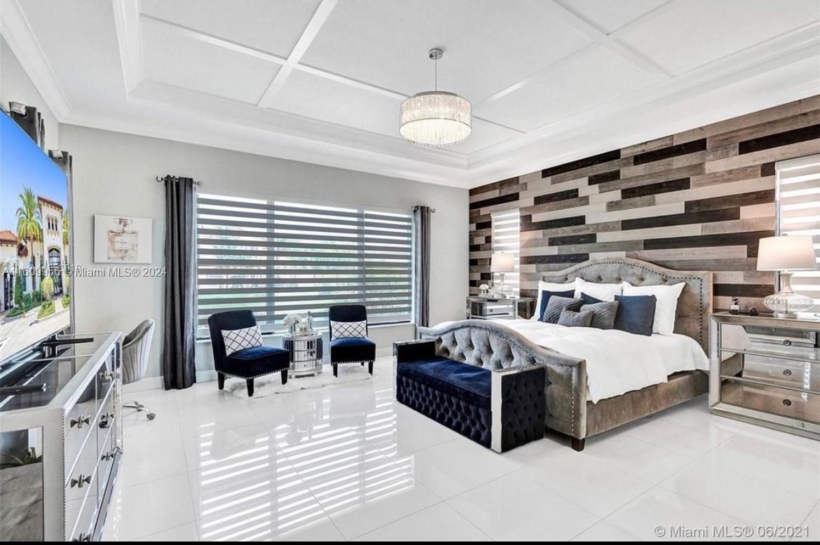 1103 SW 113th Way