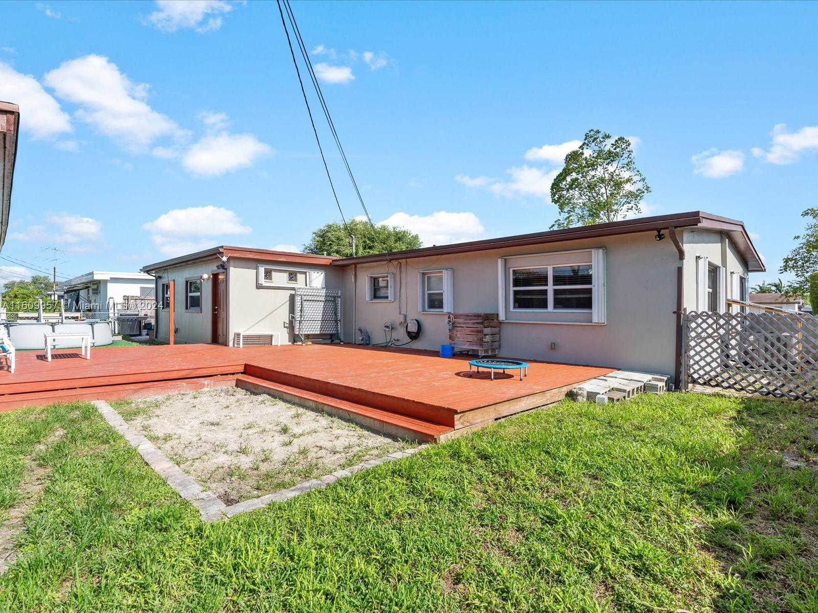 9460 SW 51st Ter