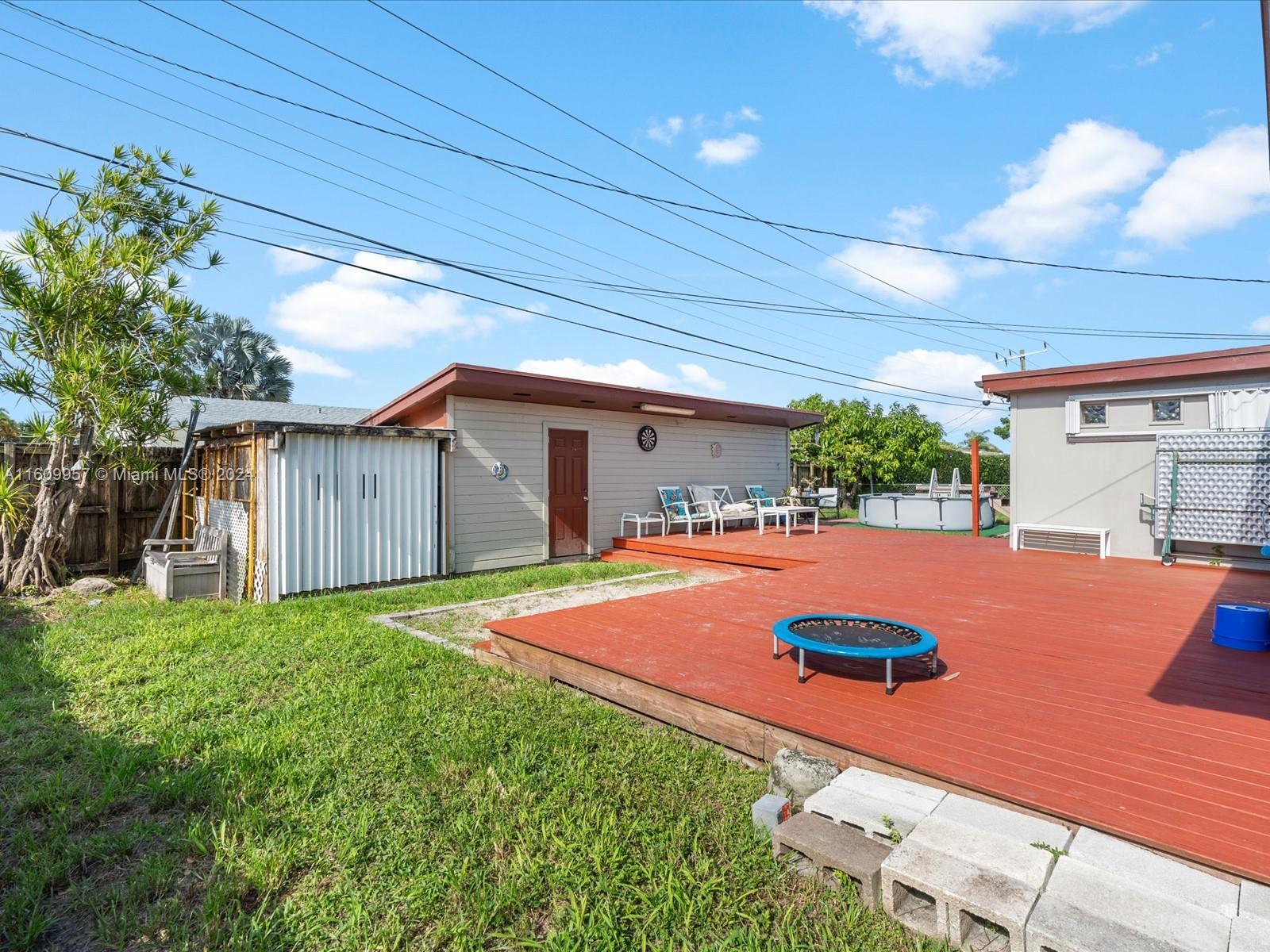 9460 SW 51st Ter
