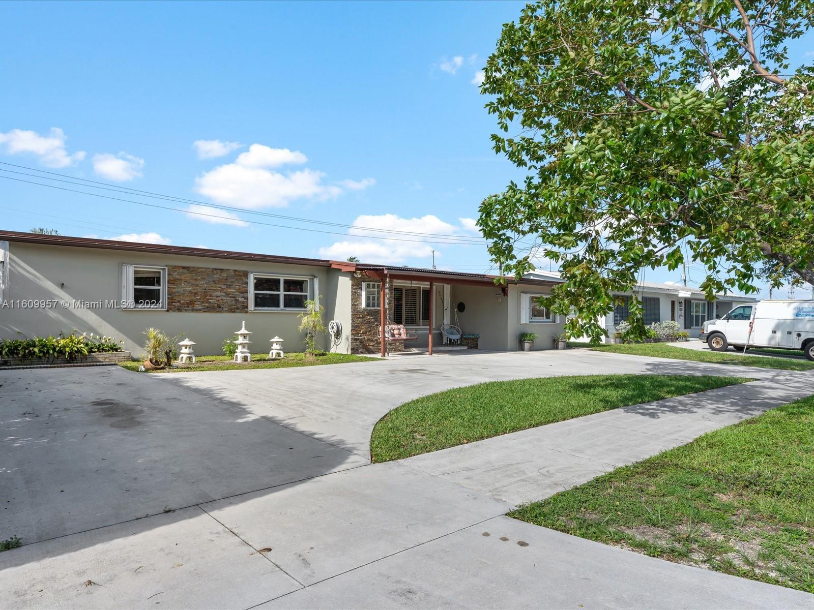 9460 SW 51st Ter