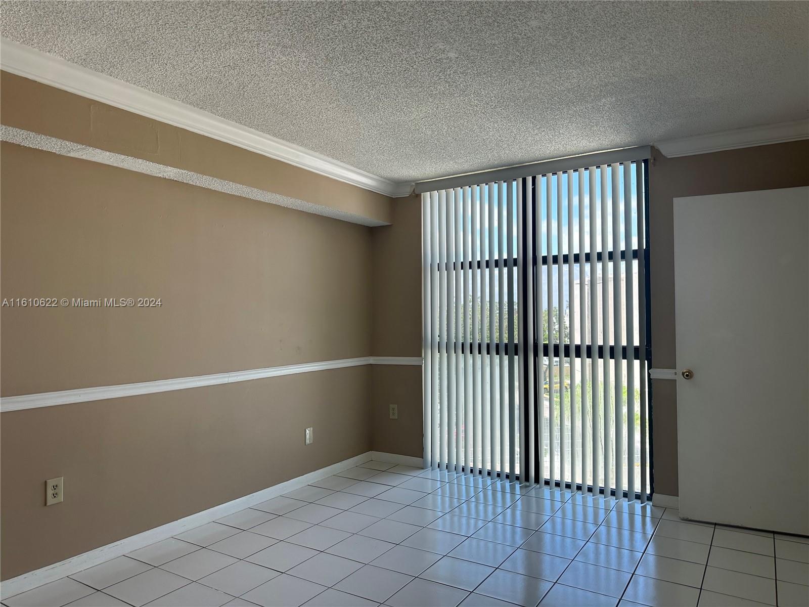 2075 SW 122nd Ave # 423