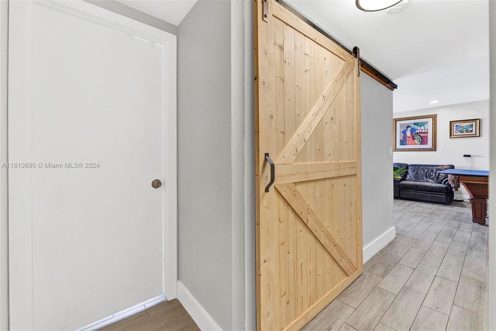 4200 Hillcrest Dr # 818