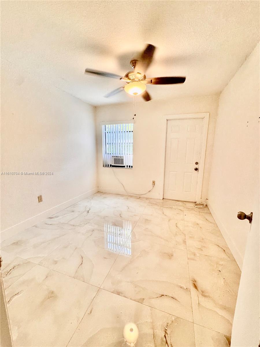 8335 SW 10th Ter