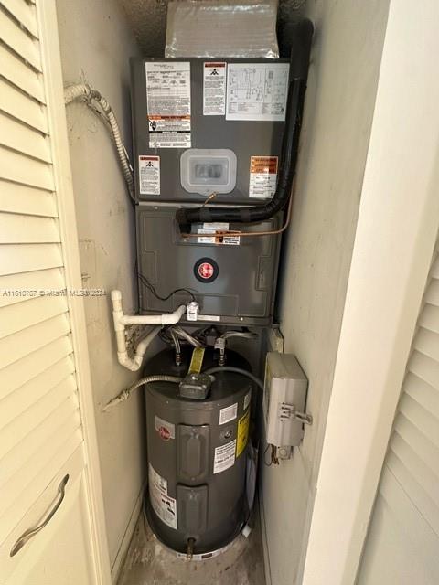 8205 SW 152nd Ave # 408 Unit: F-408