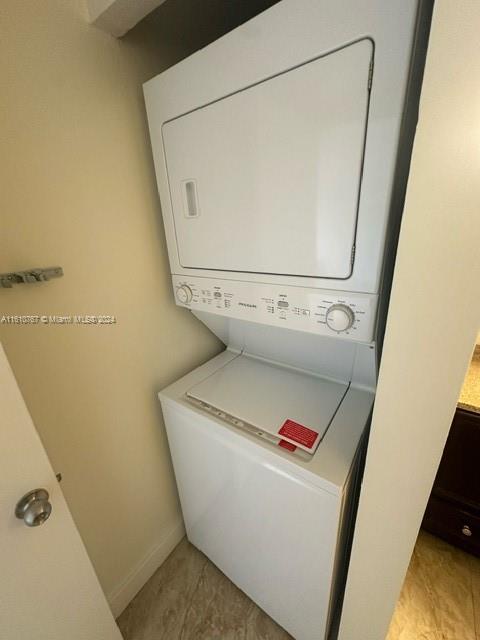 8205 SW 152nd Ave # 408 Unit: F-408
