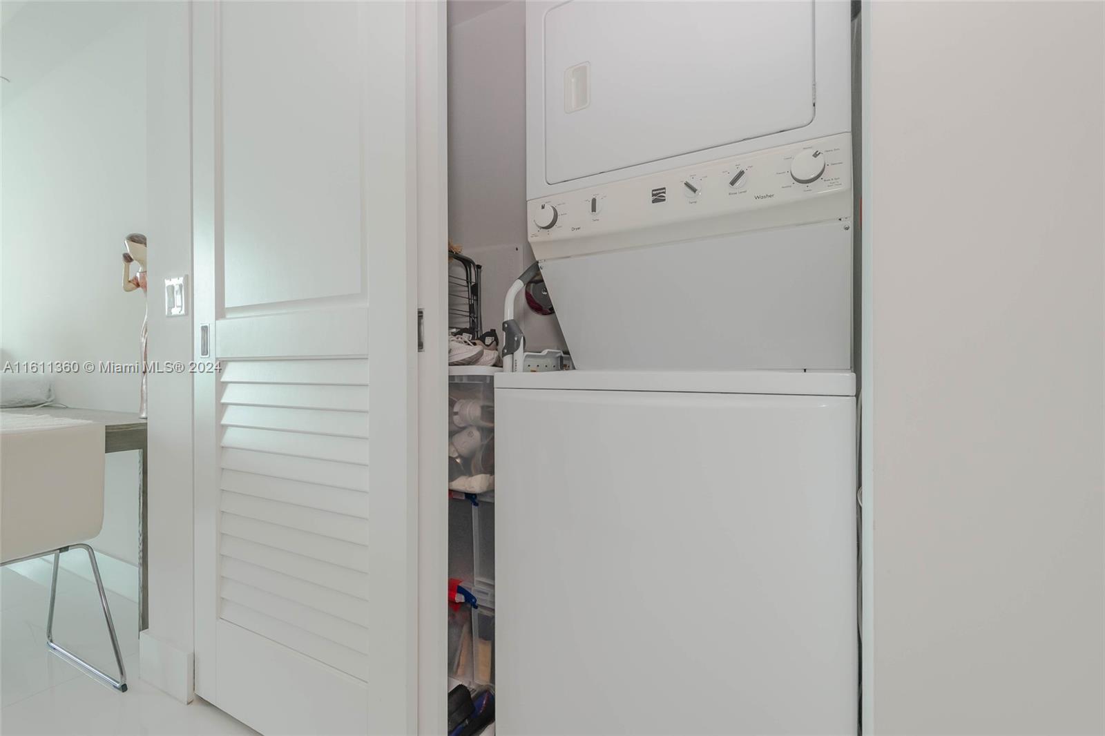 1080 Brickell Ave # 3405
