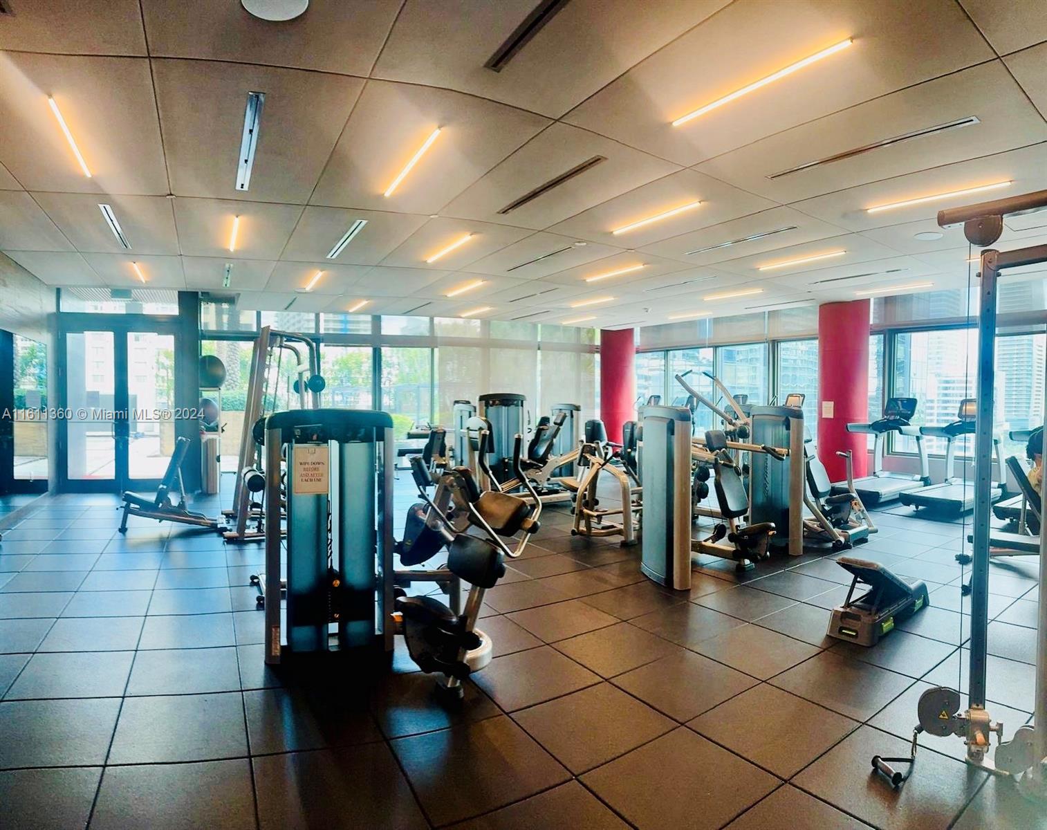 1080 Brickell Ave # 3405