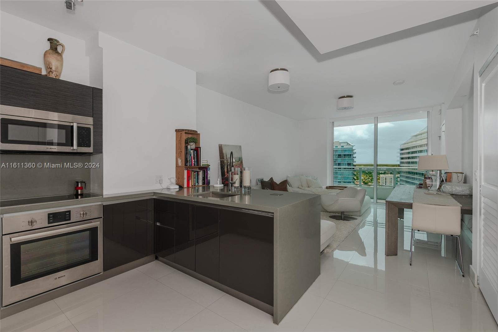 1080 Brickell Ave # 3405