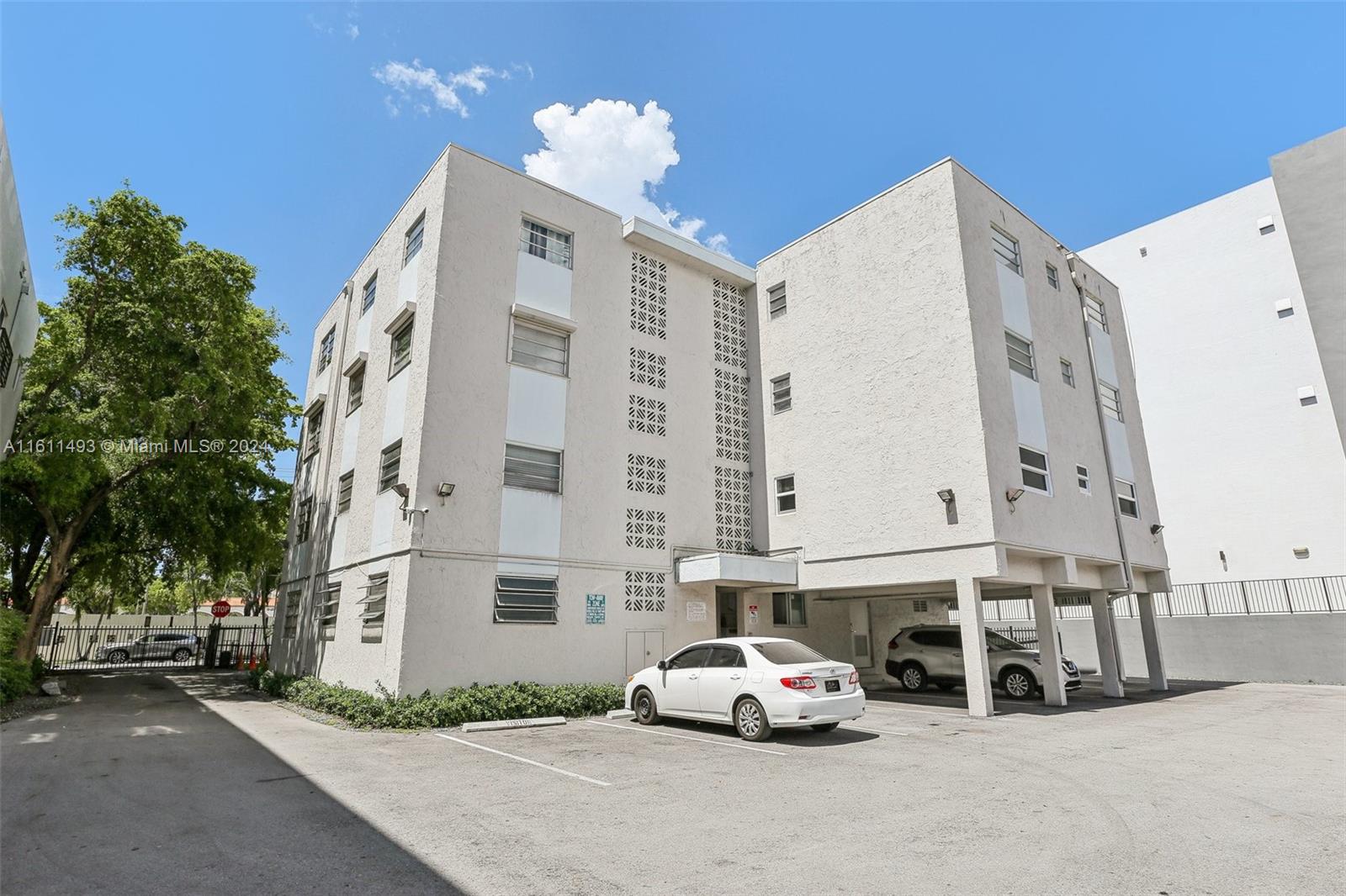 1337 NW 1st St # 2