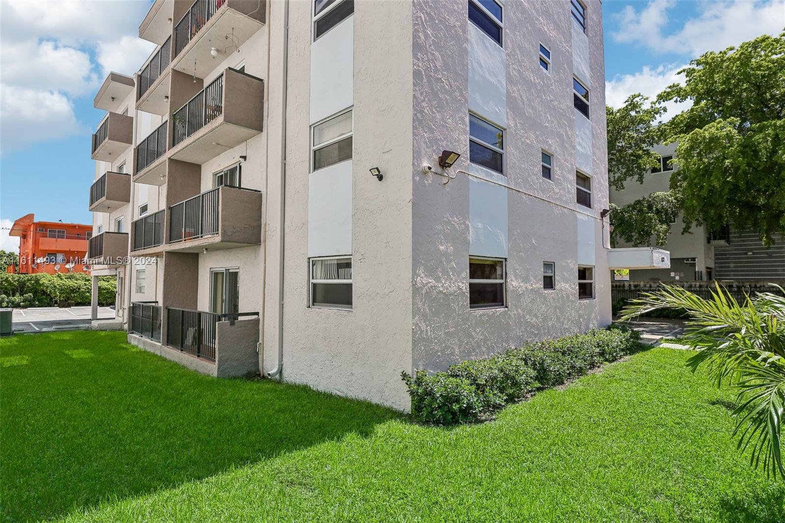 1337 NW 1st St # 2