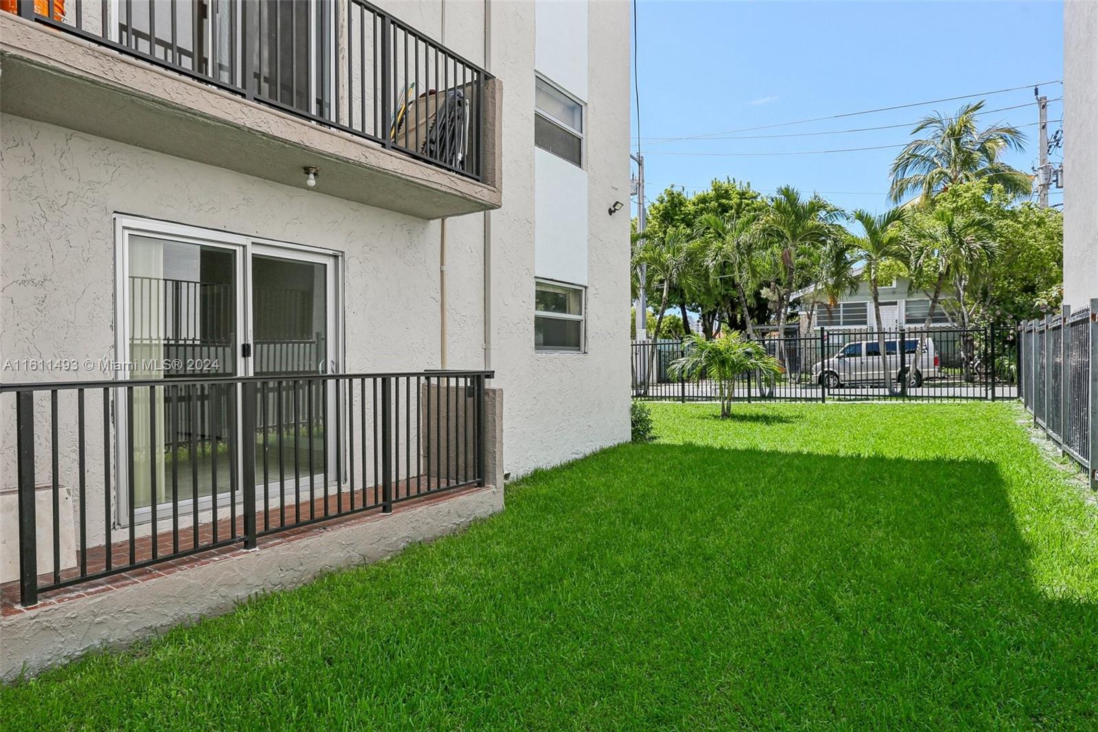 1337 NW 1st St # 2