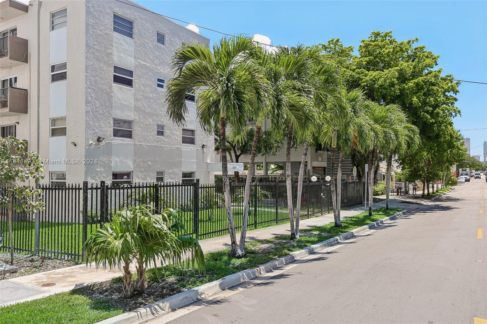 1337 NW 1st St # 2