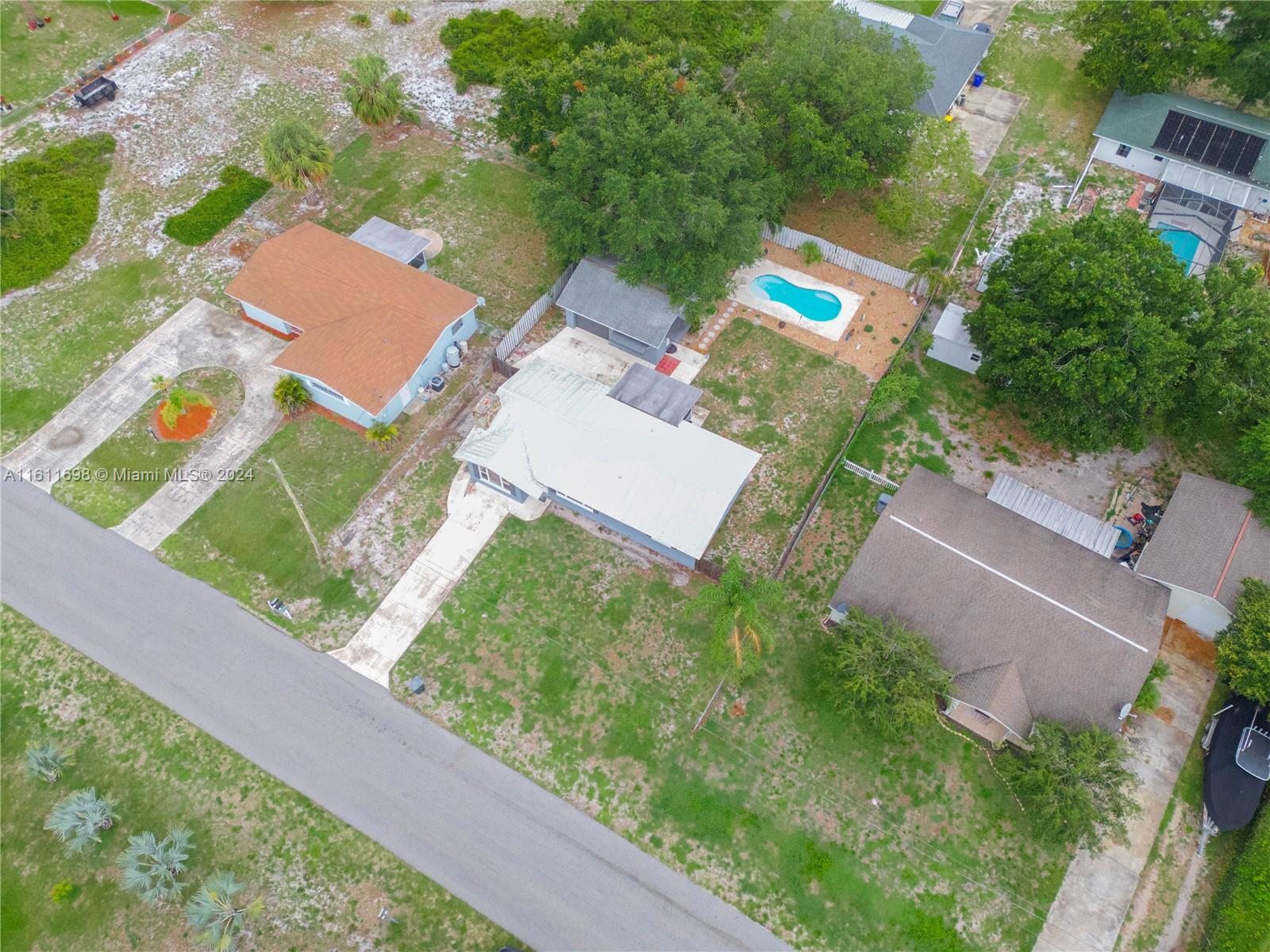 1621 oak ave