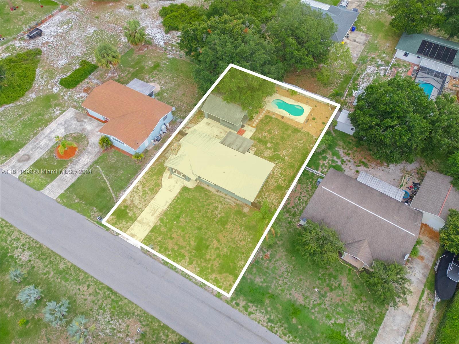 1621 oak ave