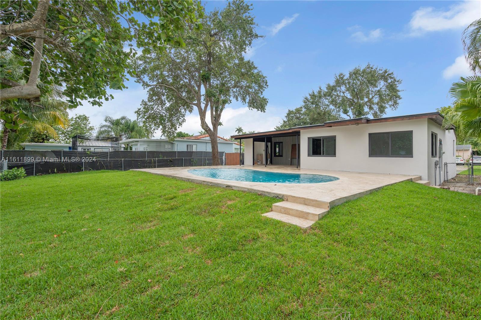 1161 Plover Ave