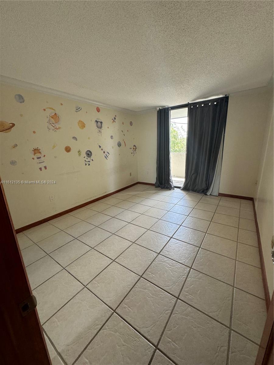 10852 N Kendall Dr # 418