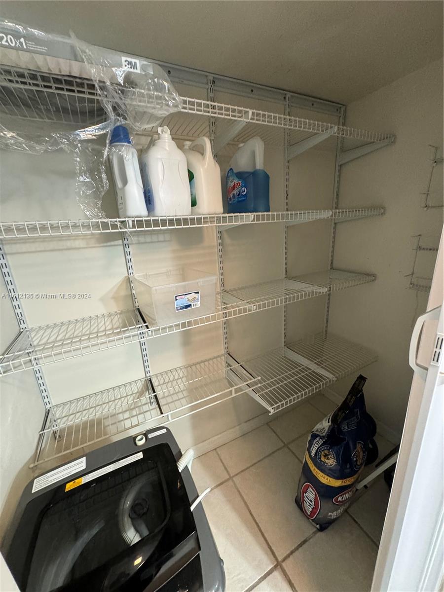10852 N Kendall Dr # 418