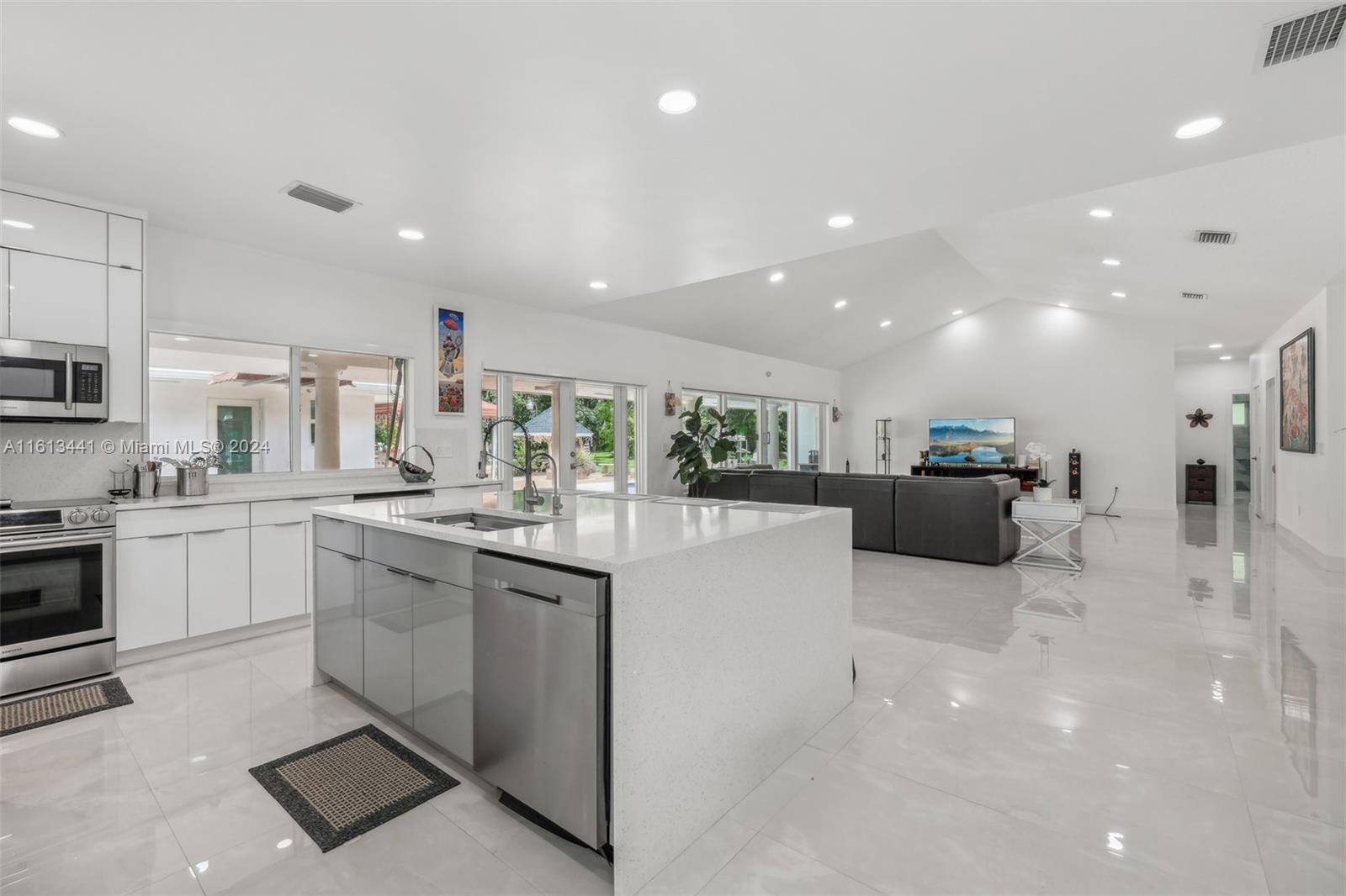 24555 SW 167th Ave
