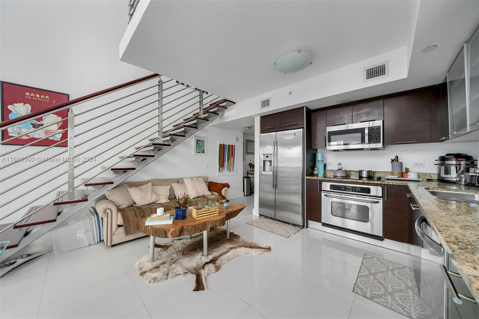 41 SE 5th St # 2117