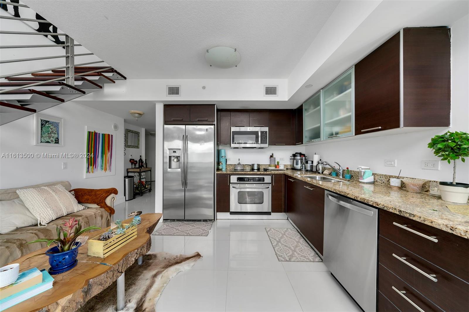 41 SE 5th St # 2117