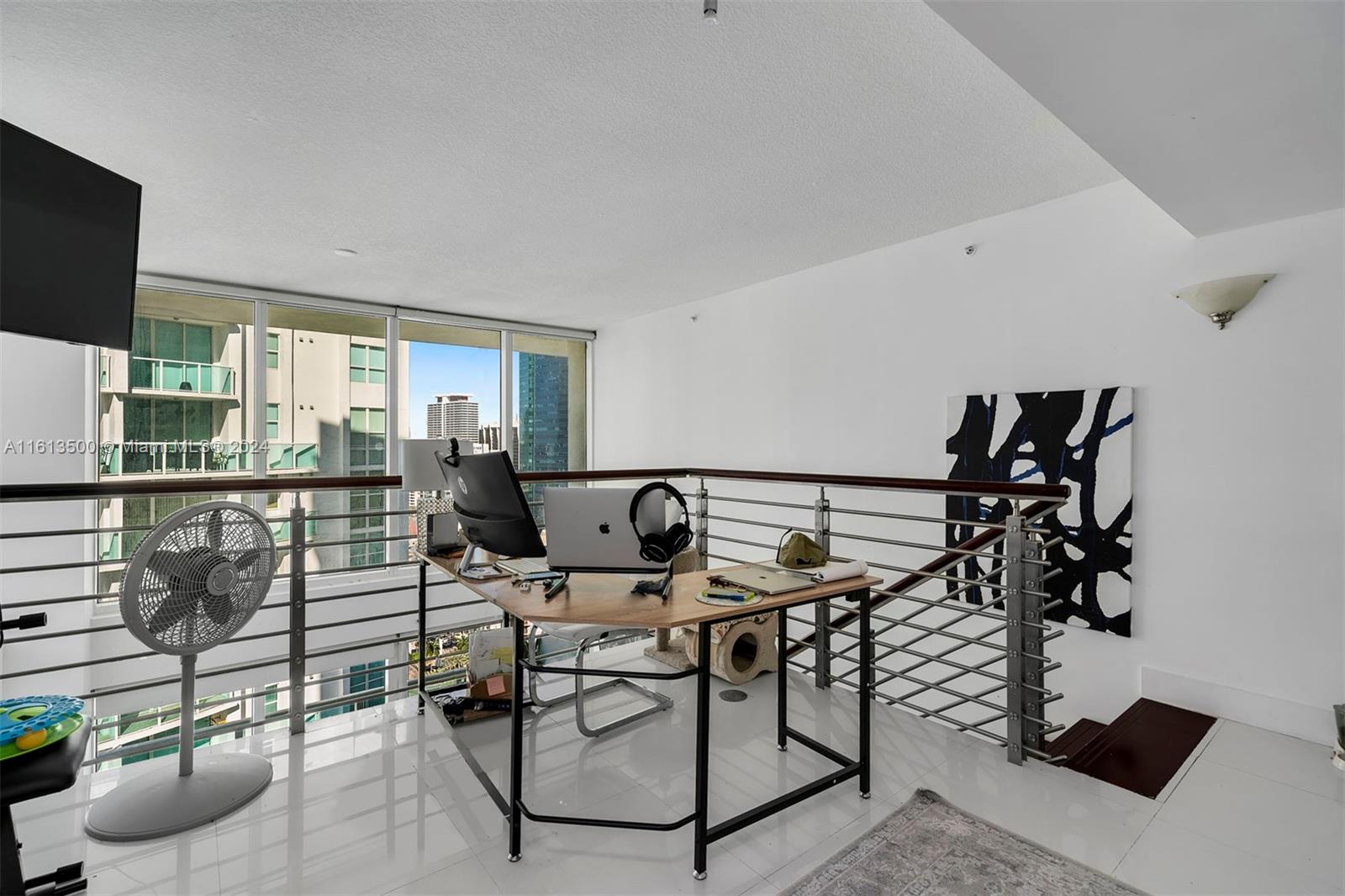 41 SE 5th St # 2117
