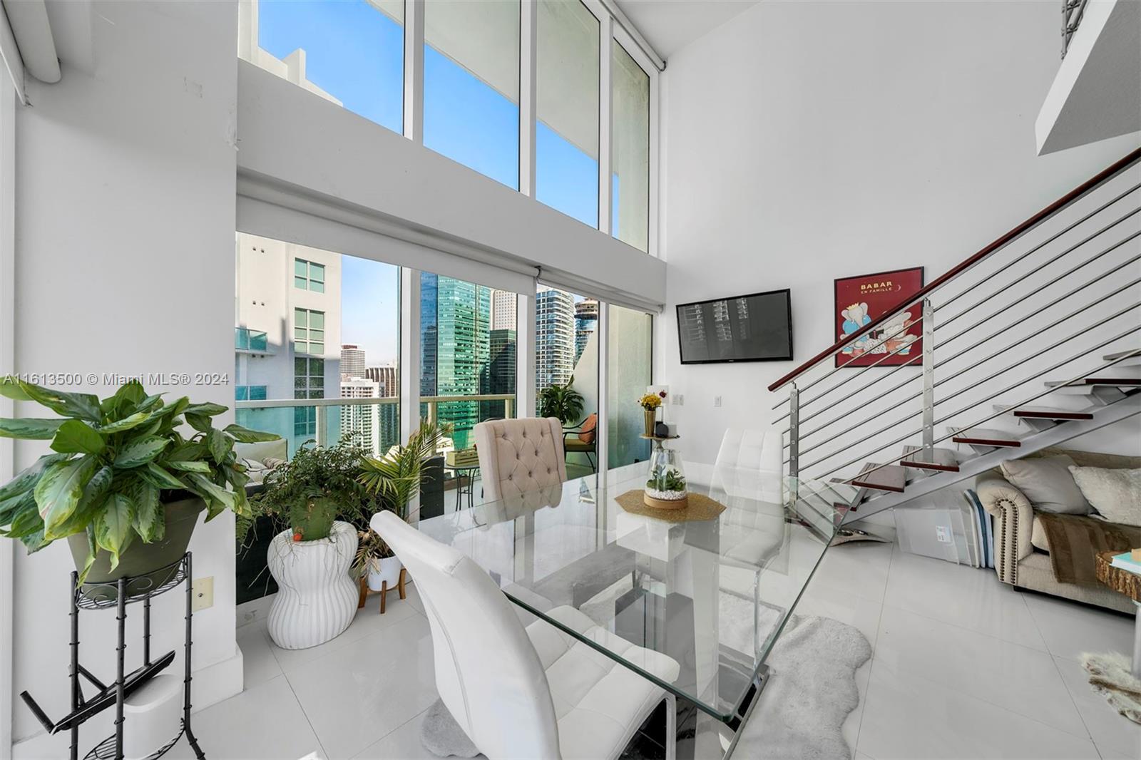 41 SE 5th St # 2117
