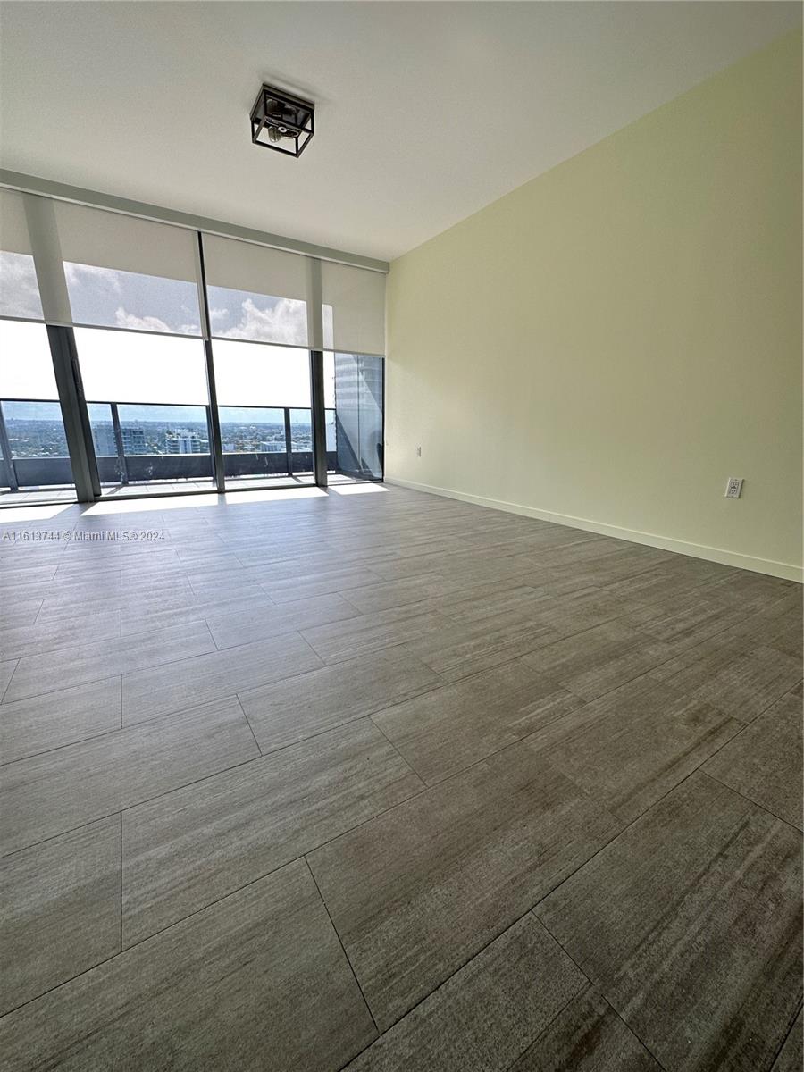 1000 Brickell Plz # 3004