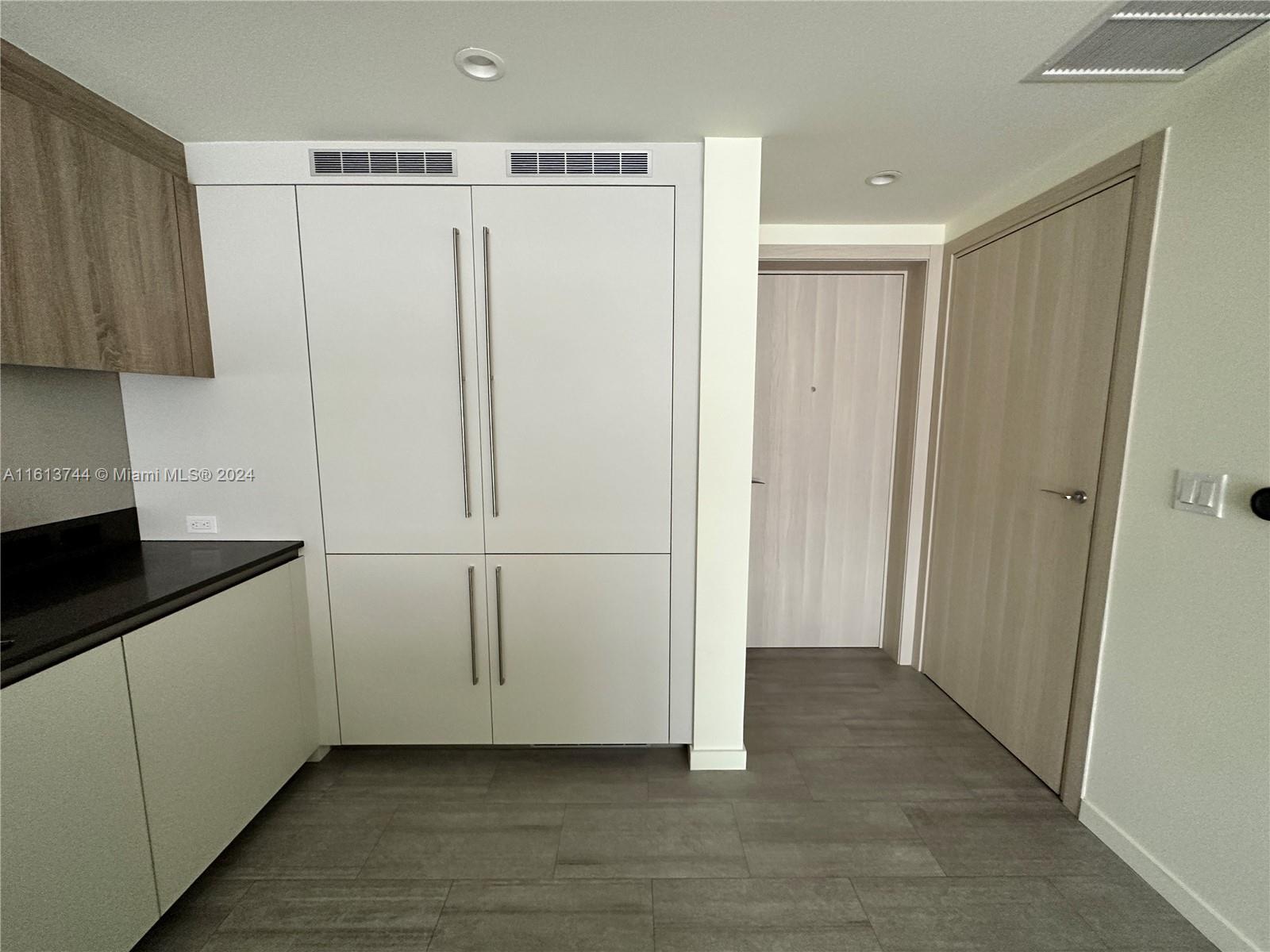 1000 Brickell Plz # 3004