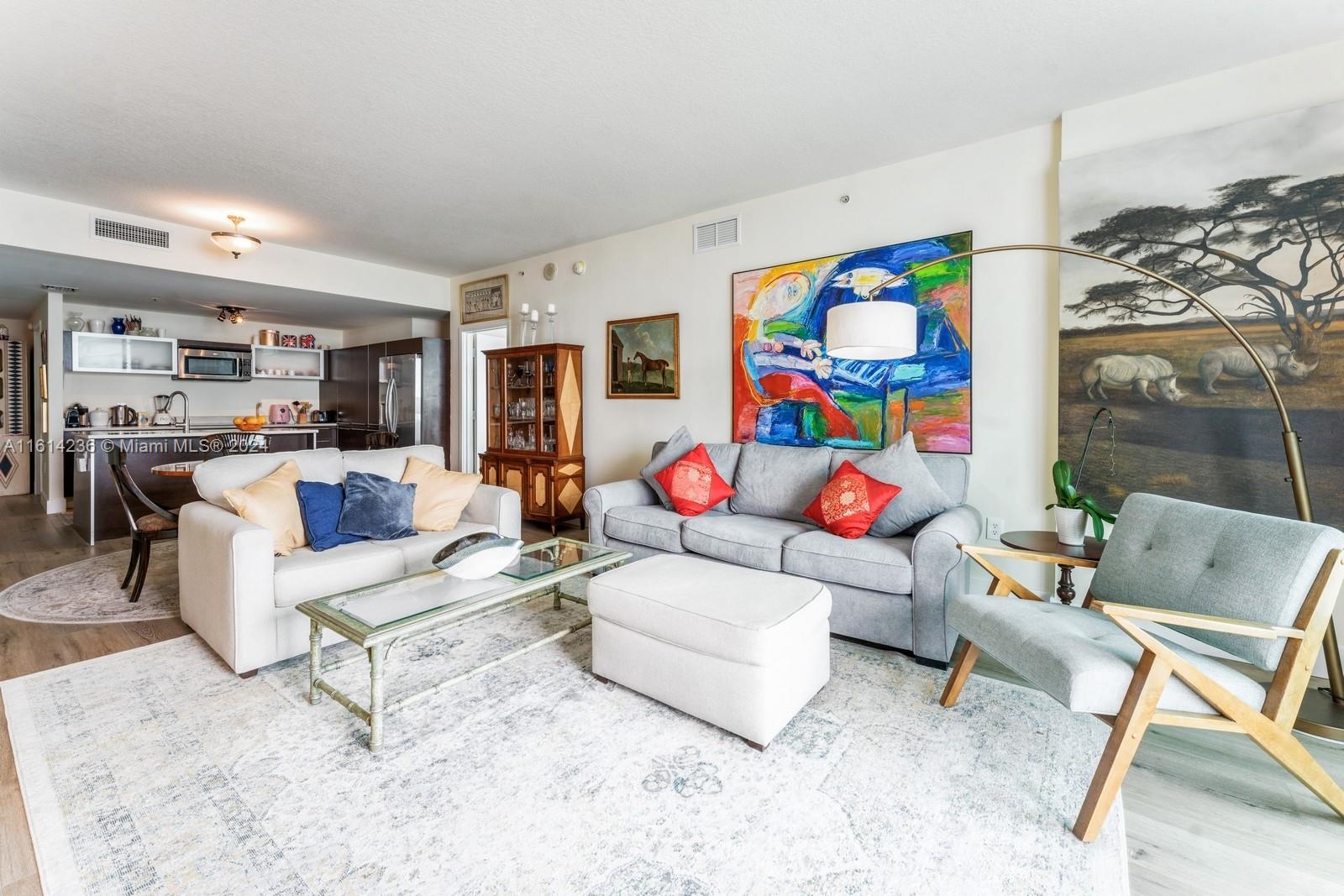 1900 N Bayshore Dr # 1402