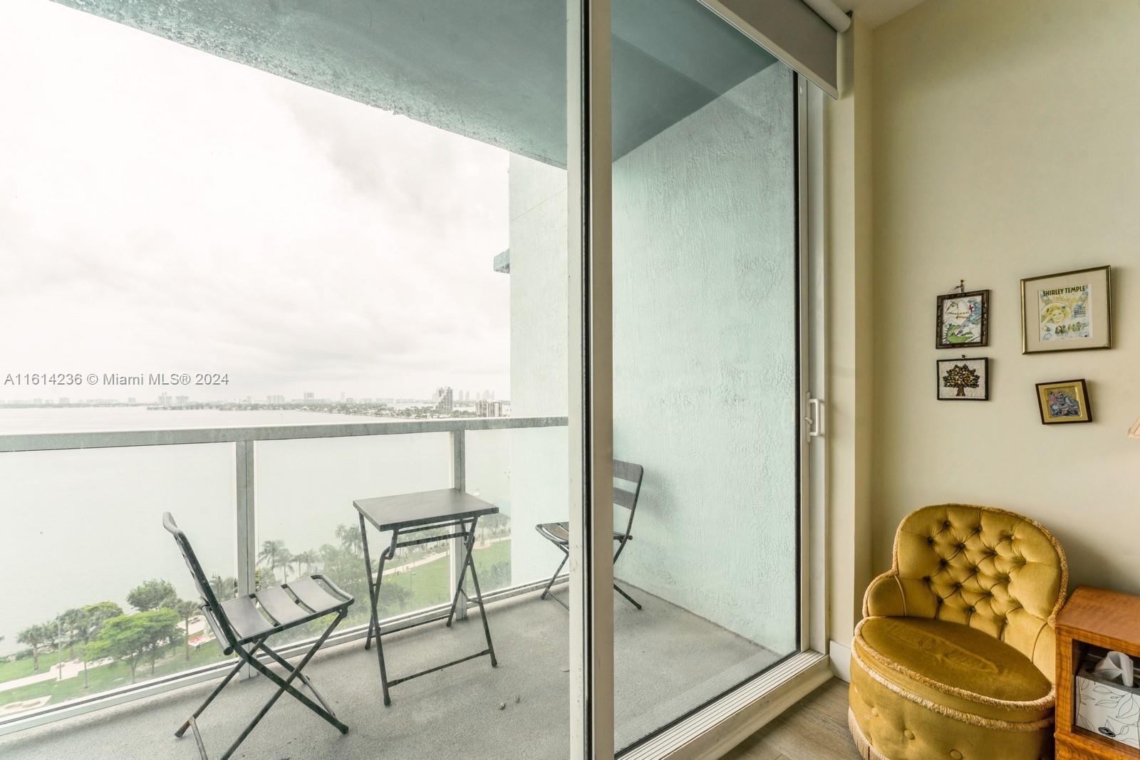 1900 N Bayshore Dr # 1402