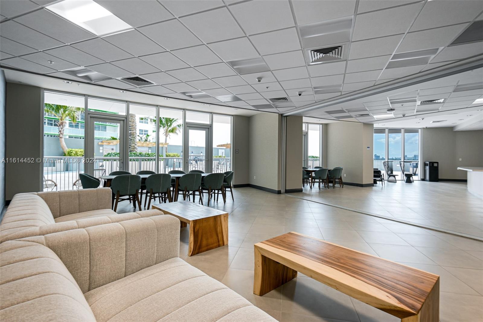 1750 N Bayshore Dr # 3302