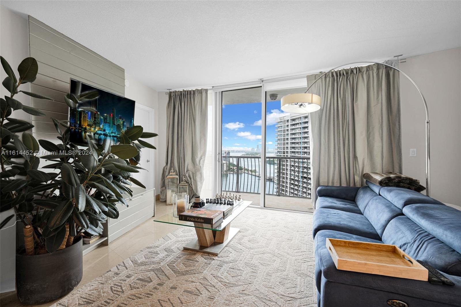 1750 N Bayshore Dr # 3302