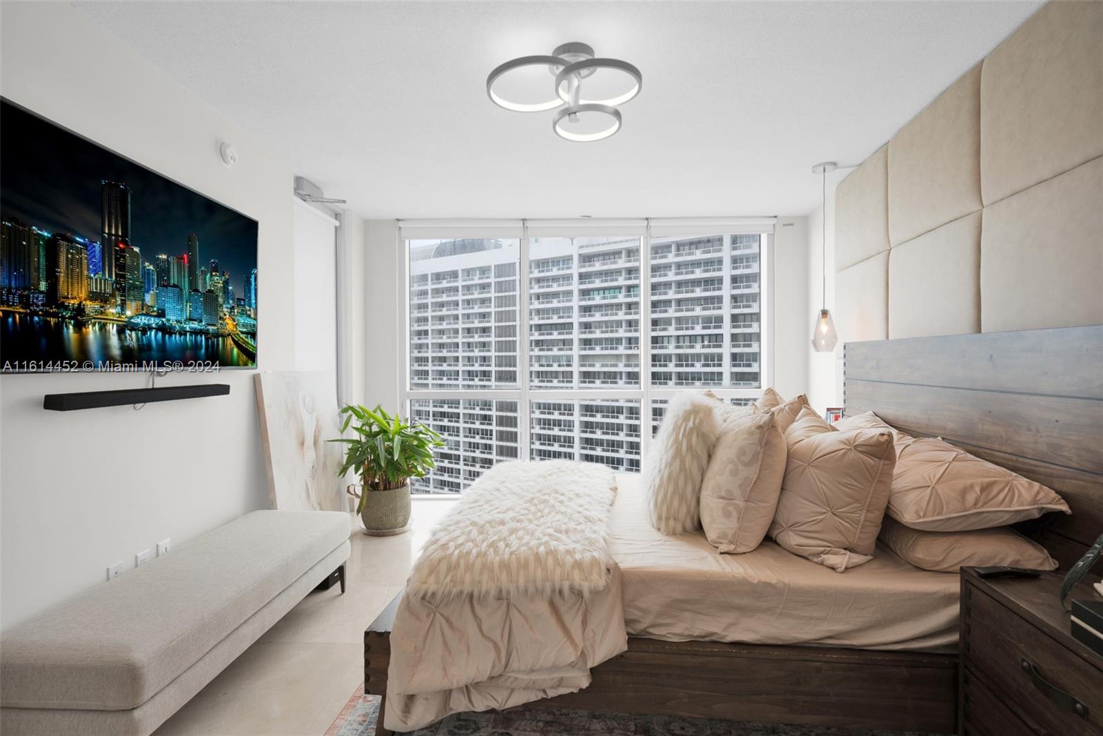1750 N Bayshore Dr # 3302