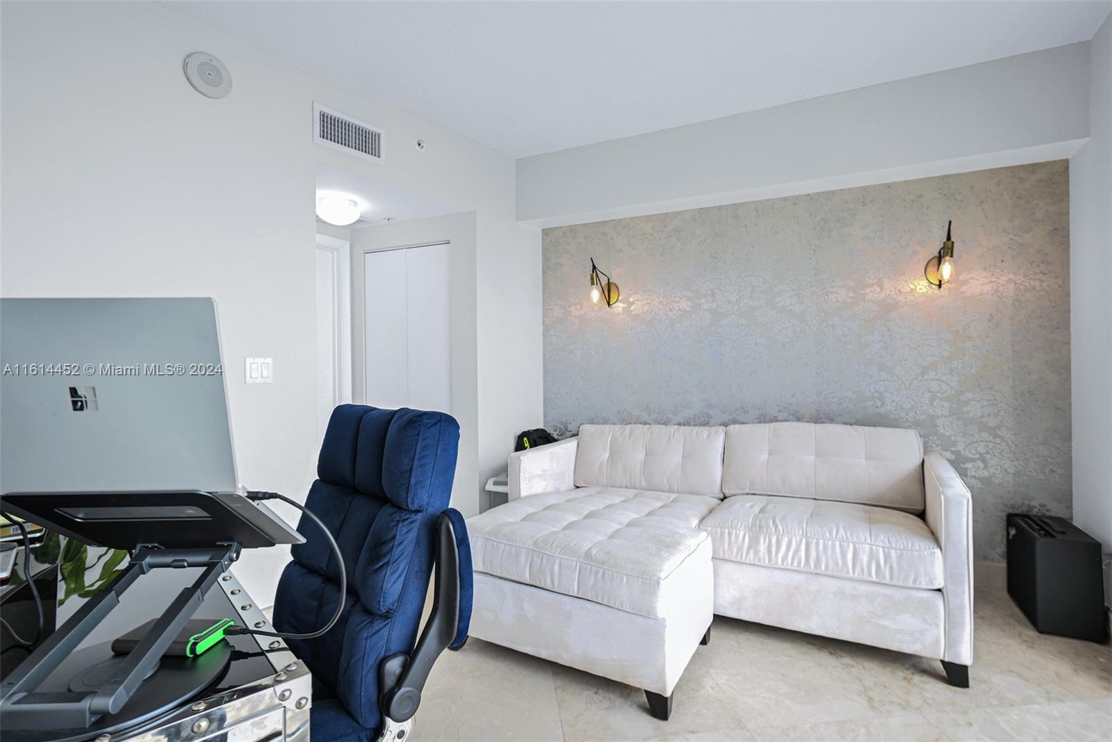 1750 N Bayshore Dr # 3302