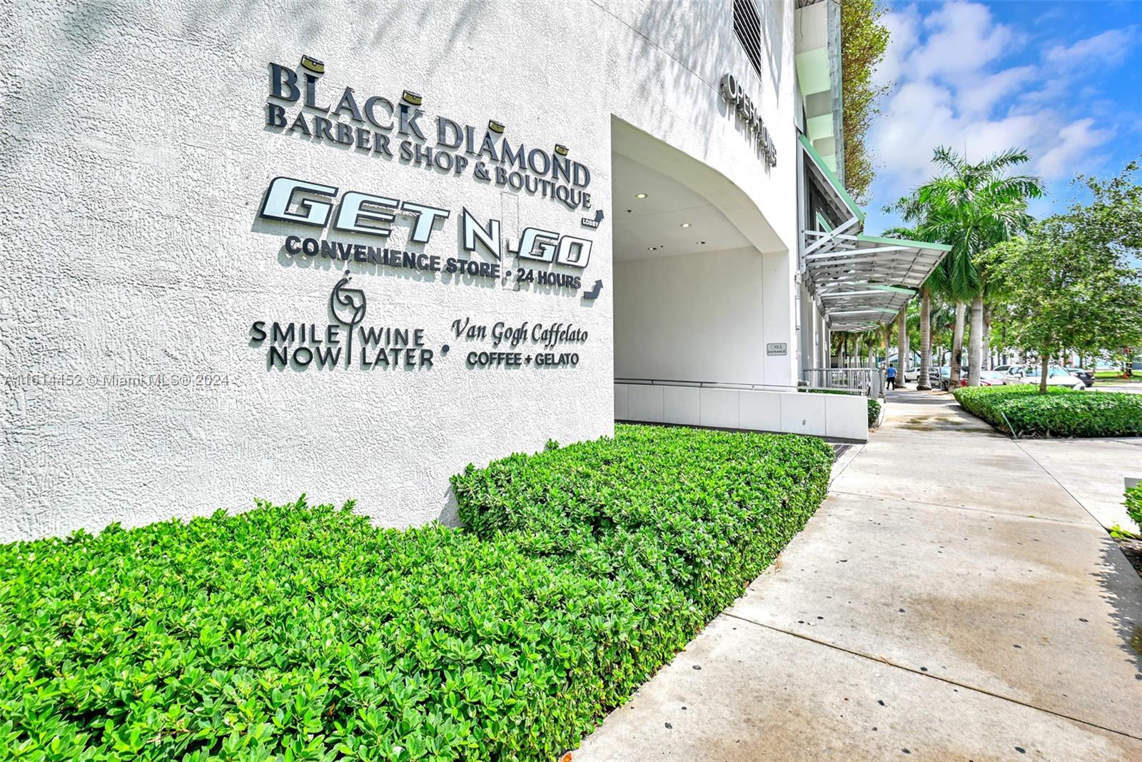 1750 N Bayshore Dr # 3302