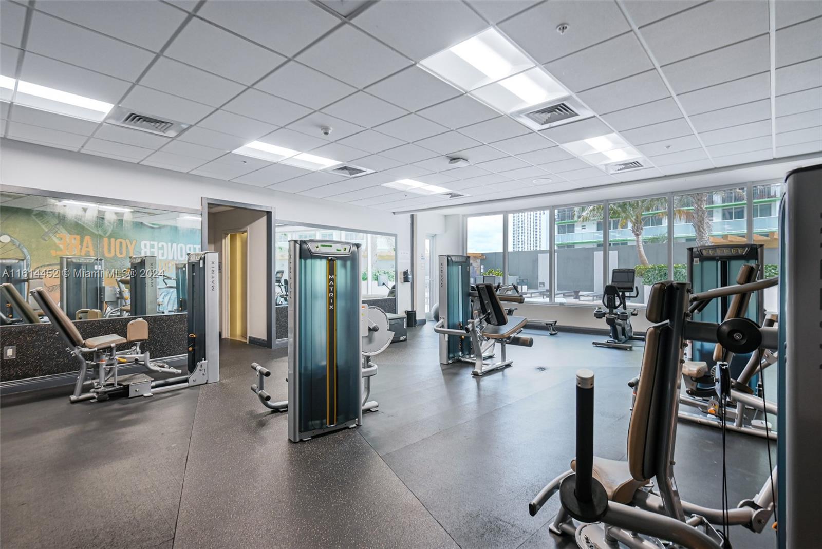 1750 N Bayshore Dr # 3302