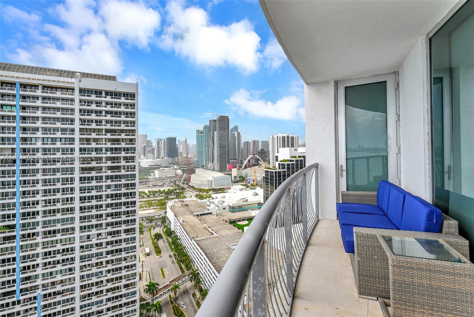 1750 N Bayshore Dr # 3302