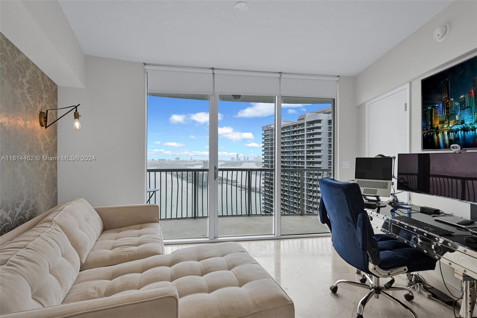 1750 N Bayshore Dr # 3302