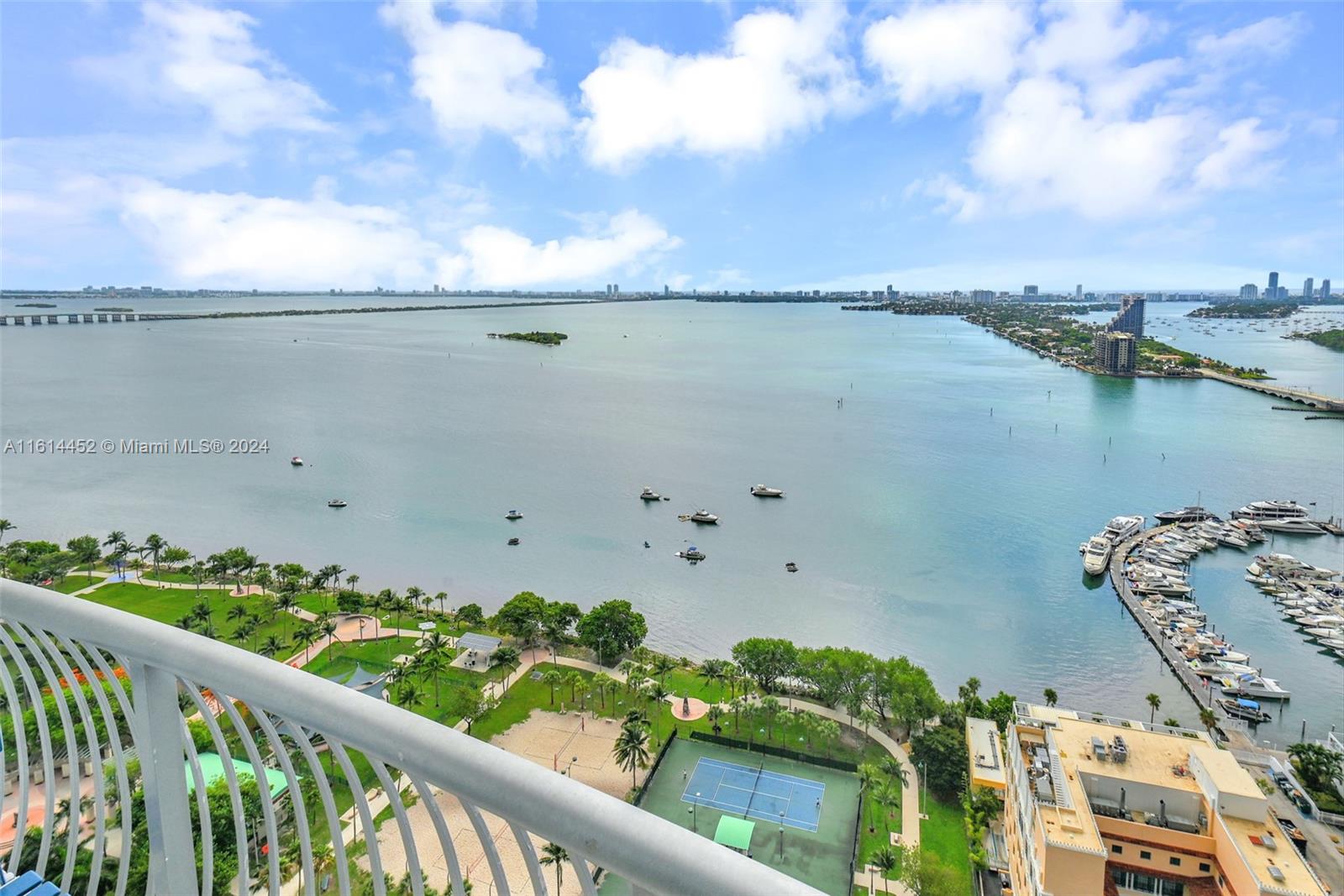 1750 N Bayshore Dr # 3302