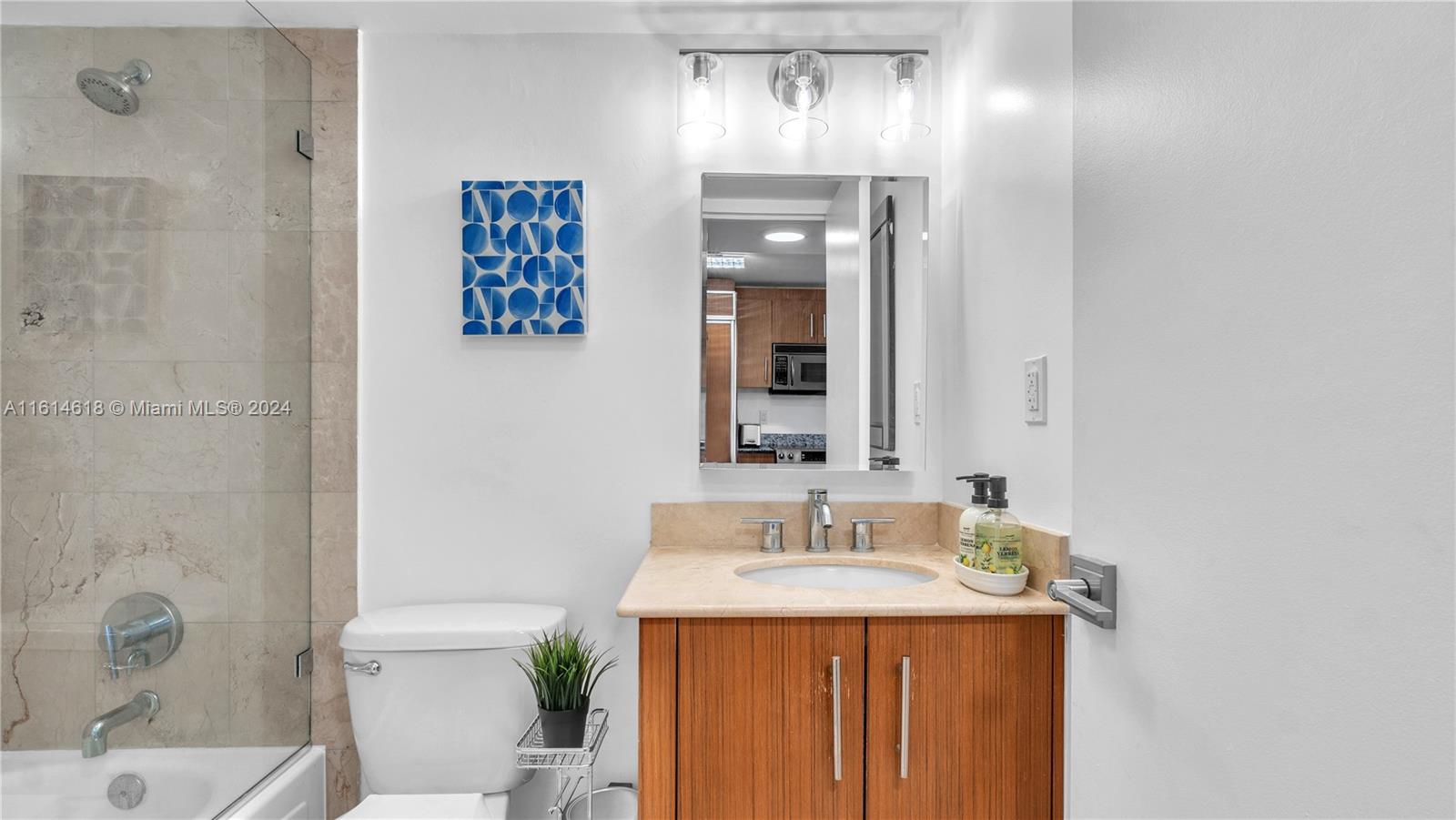 10275 Collins Ave # 505