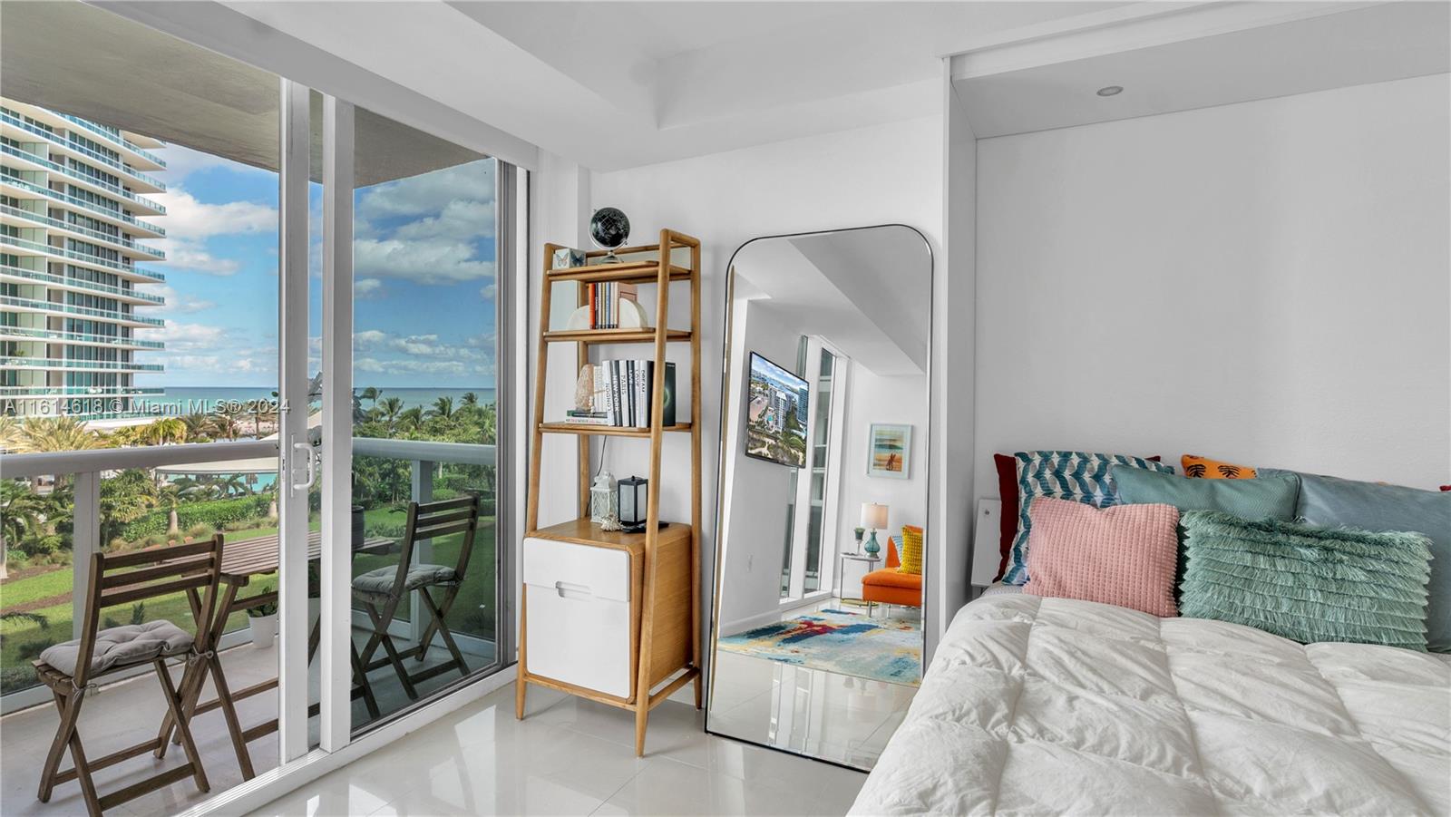 10275 Collins Ave # 505