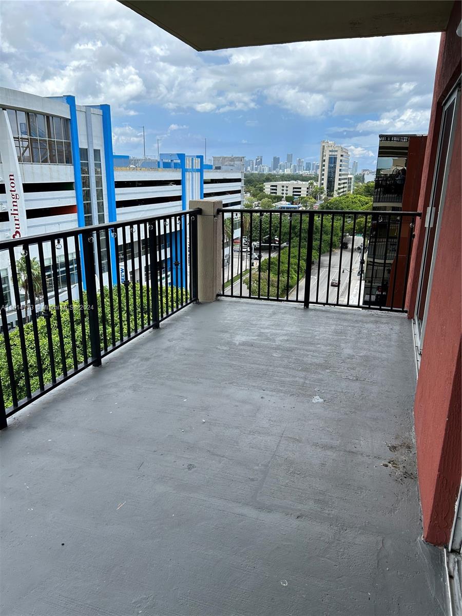3410 Coral Way # 901