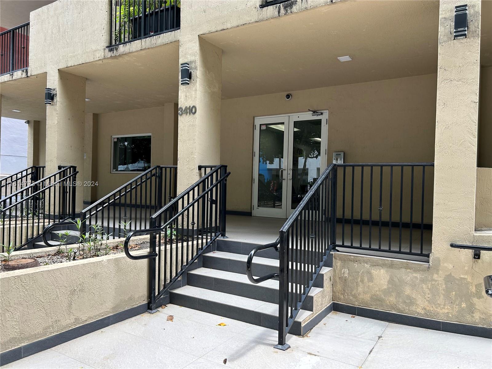 3410 Coral Way # 901