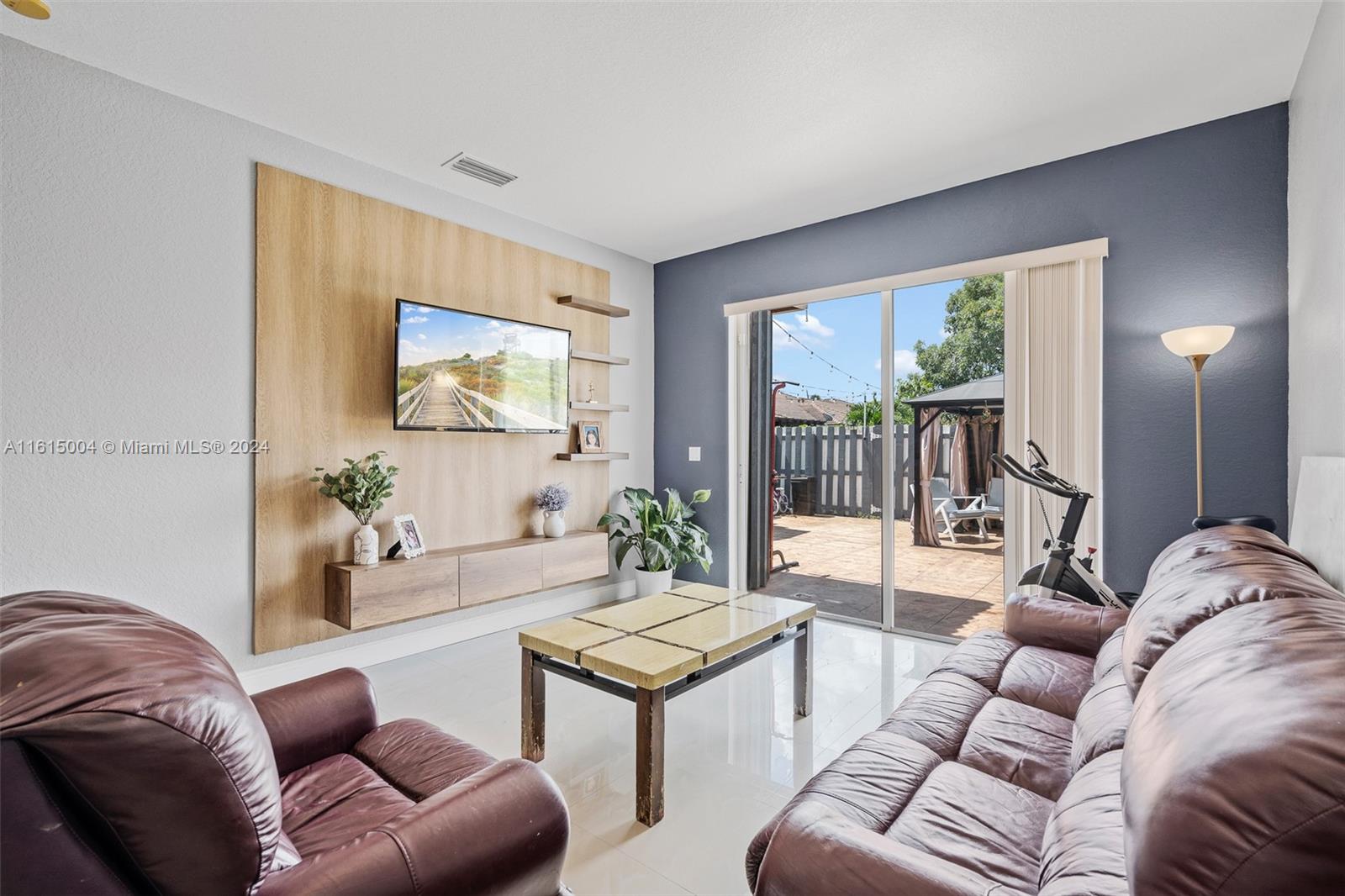 11112 SW 236th Ter