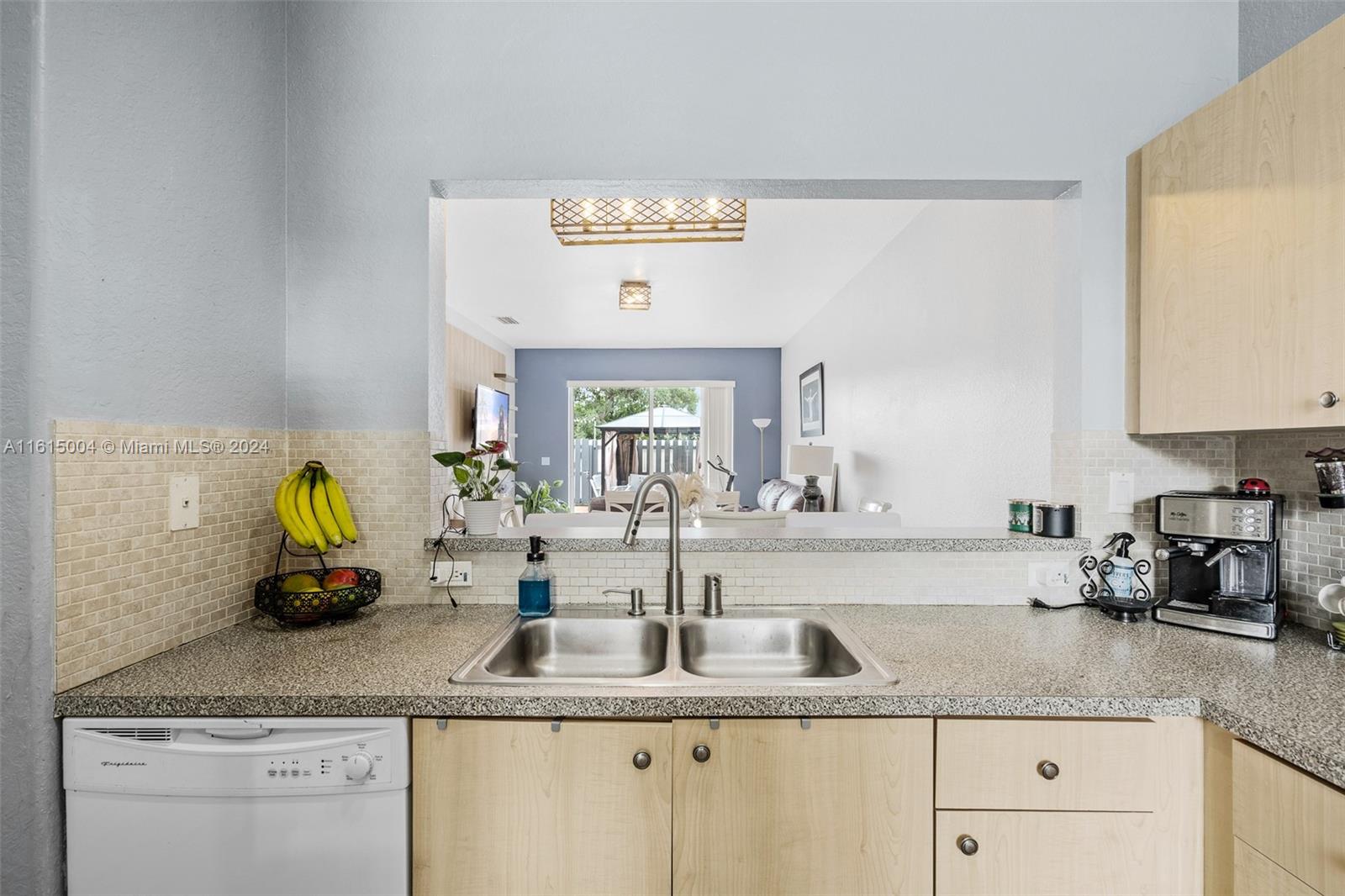 11112 SW 236th Ter