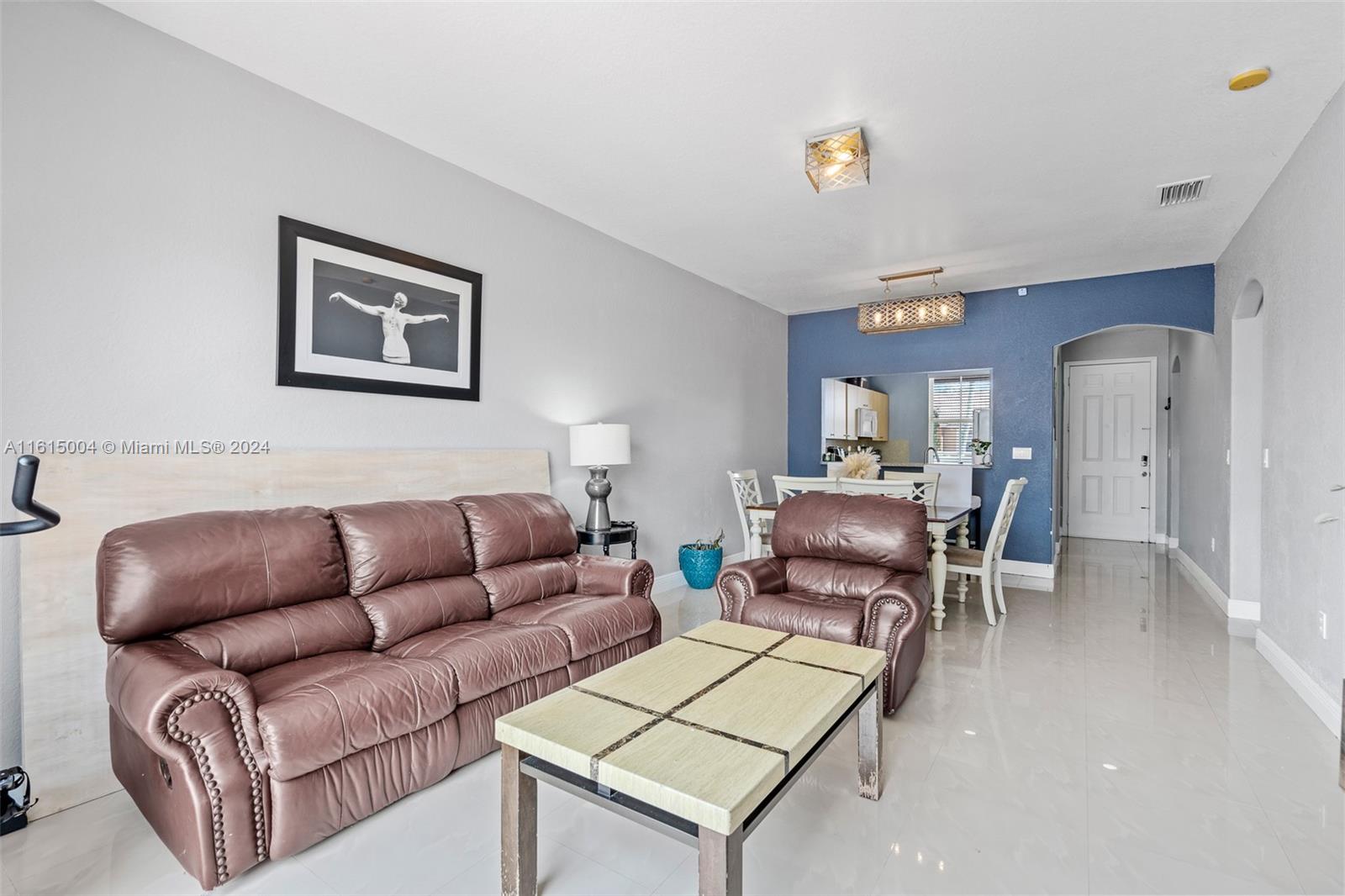 11112 SW 236th Ter