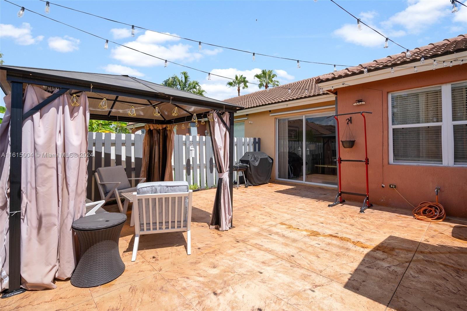 11112 SW 236th Ter
